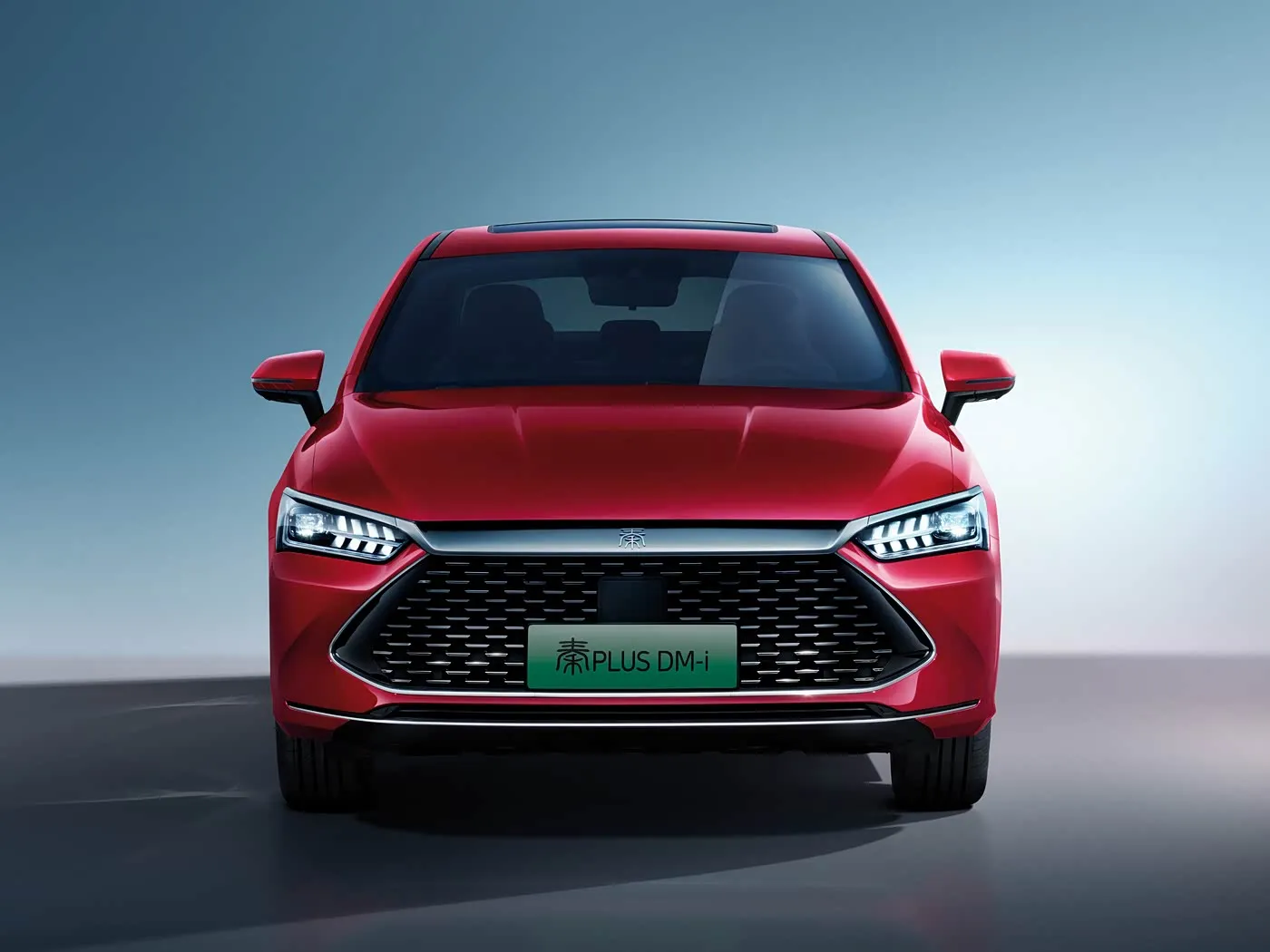 BYD Qing Plus רכב שטח חשמלי היברידי רכב אנרגיה חדש רכב EV משופר מנוע EV היגוי שמאלי סדאן מותאם למנוע חיפוש