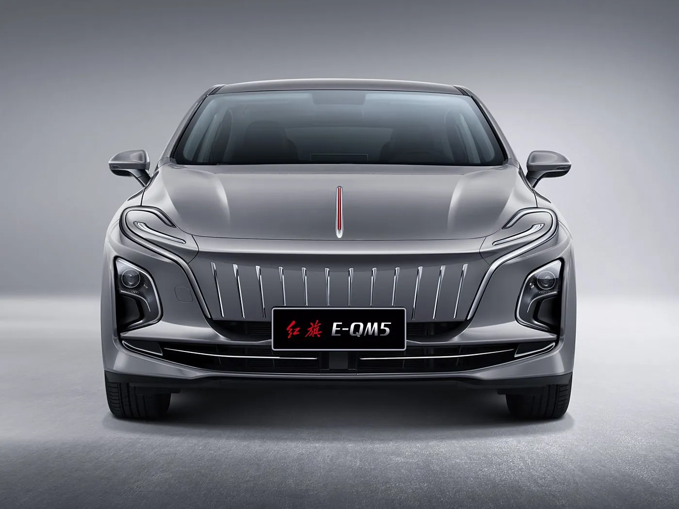 Hongqi E-QM5 מרווח EV סדאן ארוך בסיס גלגלים לטווח ארוך Pure Electric רכב אנרגיה חדש