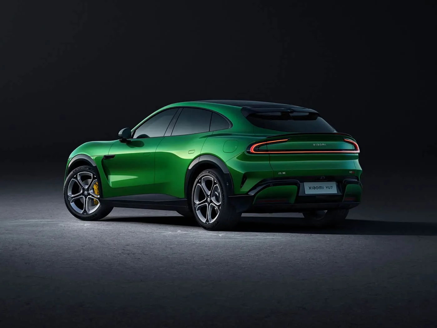 HOT SALE XIAOMI YU7 NEW ENERGY VEHICLE EV SUV ארוך טווח בסיס גלגלים 5 מושבים מסך אינץ'