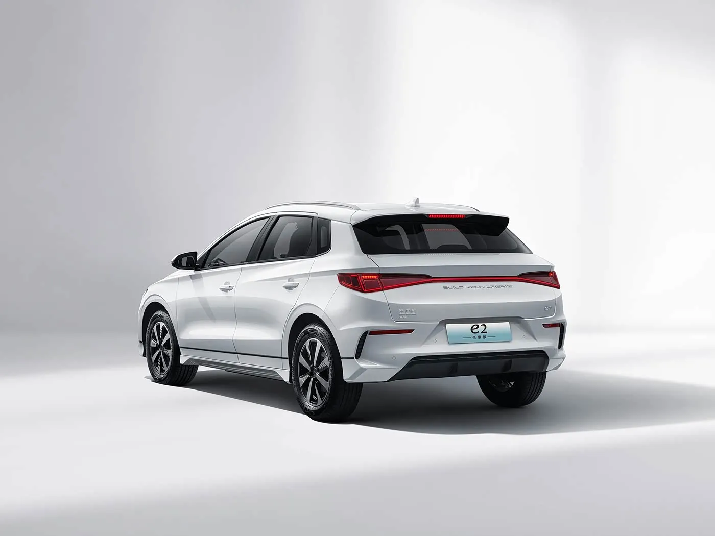 BYD E2 יוקרה חשמלי EV סדאן SUV האצ'בק מכונית הגה שמאלית עם מנוע סוללת ליתיום רכב האנרגיה החדש של סין