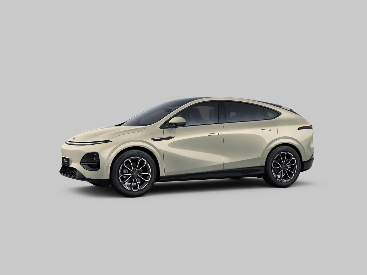 Xpeng G6 חשמלי מיני SUV תיבת הילוכים אוטומטית כונן 4WD עם סוללת ליתיום רכב אנרגיה חדש רכב הגה שמאלי תא דלק מנוע EV