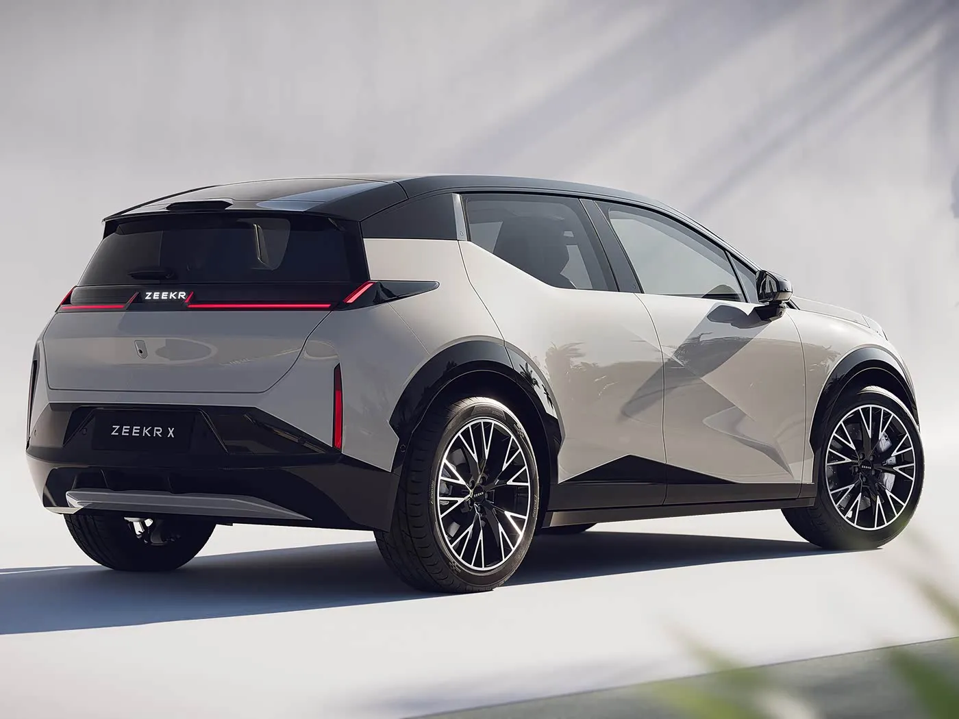 SUV התמורה הטובה ביותר לכסף Zeekr X Electric New Energy רכב 190 קמ"ש מהירות ביצועים מגוונים בתקציב