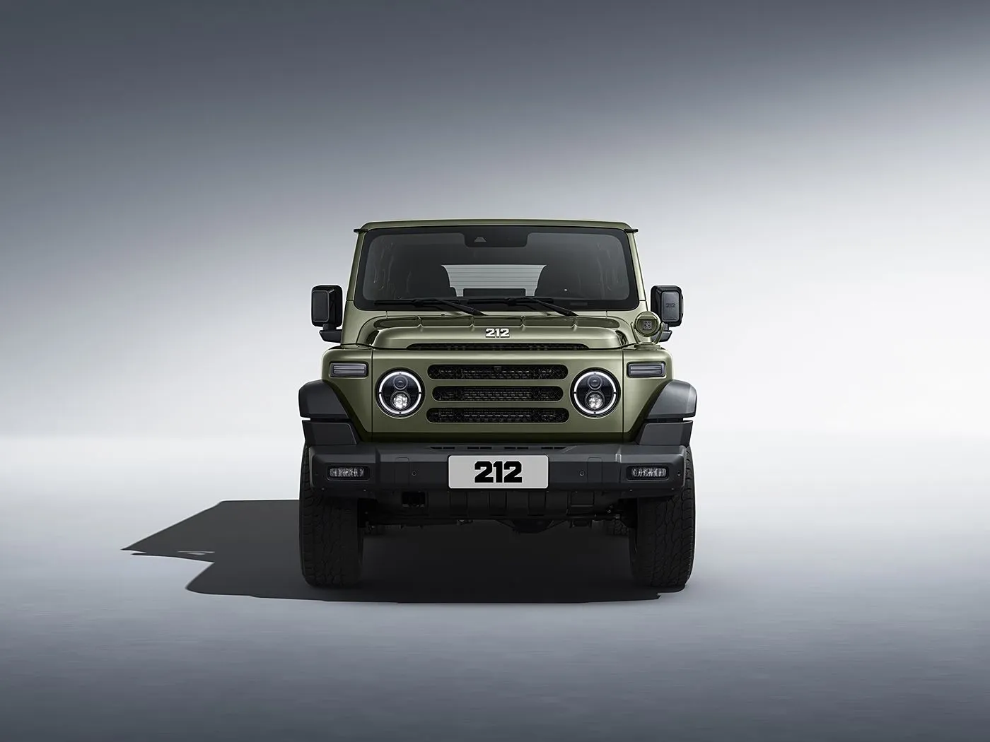 2025 BAIC 212 T01 SUV קומפקטי 4WD קשוח בנזין/דיזל 8AT & עור פנים הגה מחומם עור בסיס גלגלים ארוך