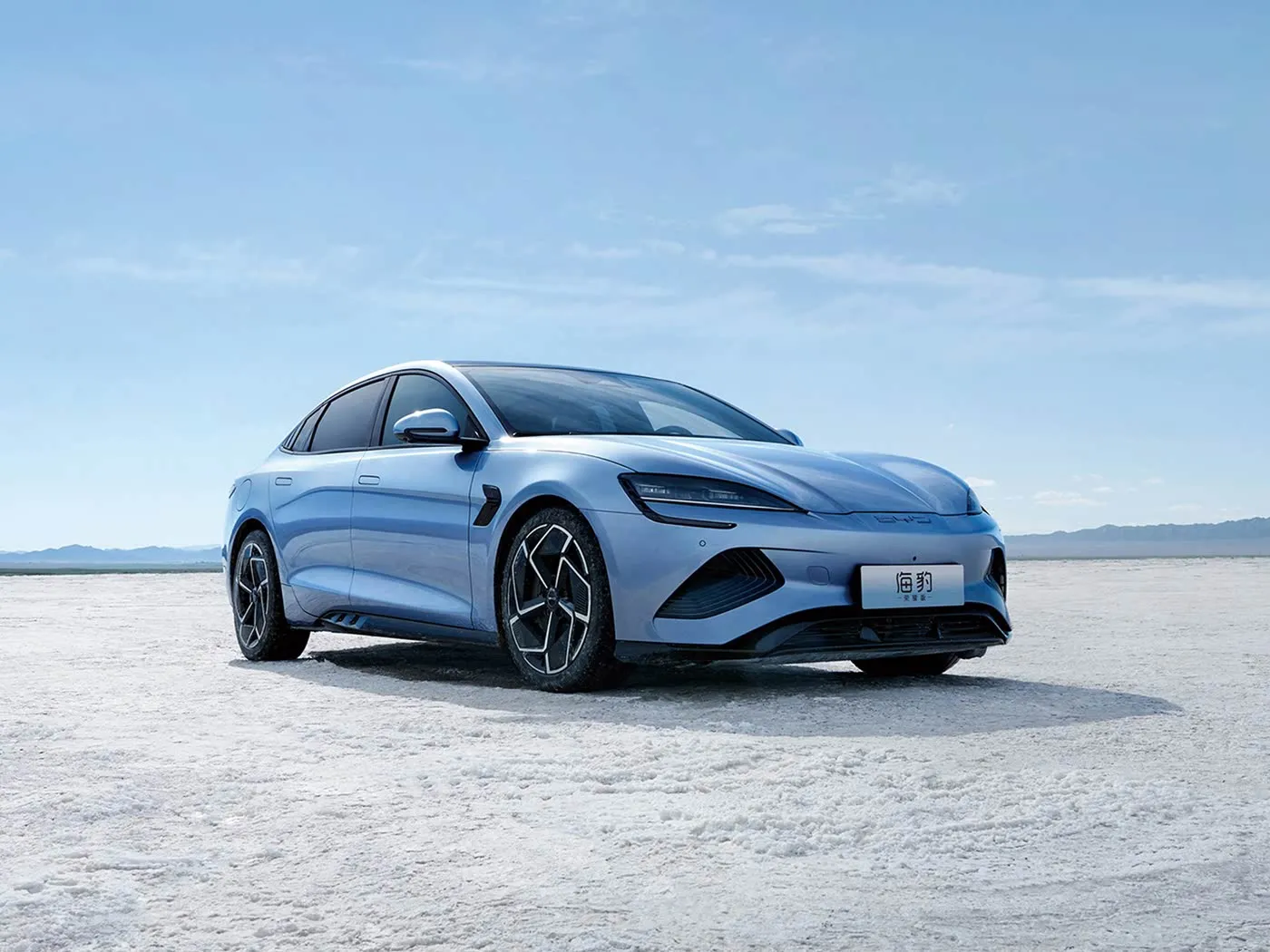 חותם BYD: הסדאן Pure-Electric Performance