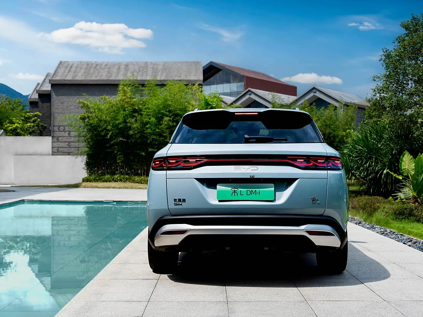 BYD Song L DM-i קומפקטי PHEV SUV ארוך טווח, רכב אנרגיה חדש במהירות גבוהה DiPilot 2.0 מושבים מחוממים מצלמה פנורמית 360°
