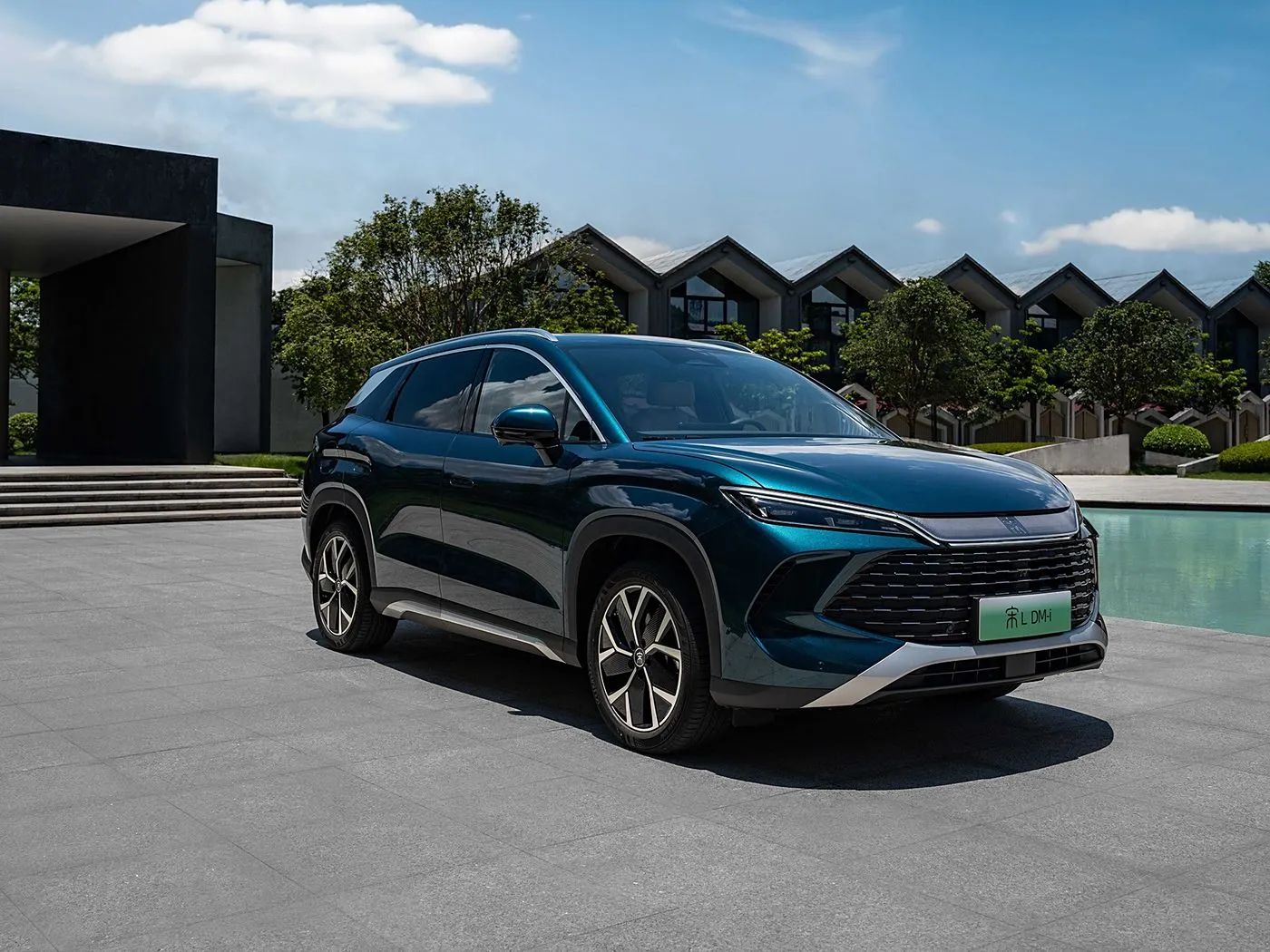 BYD Song L DM-i קומפקטי PHEV SUV ארוך טווח, רכב אנרגיה חדש במהירות גבוהה DiPilot 2.0 מושבים מחוממים מצלמה פנורמית 360°
