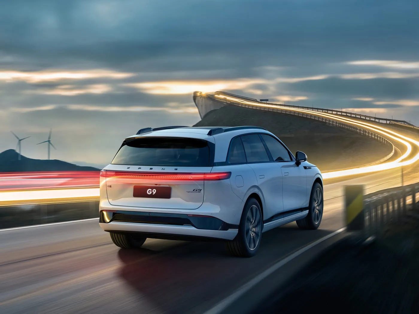 Xpeng G9 יוקרתי 4 דלתות 5 מושבים SUV רכב חשמלי חדש אנרגיה MPV האצ'בק עם מצב הנעה 4WD PHEV Power ומנוע EV שמאלה