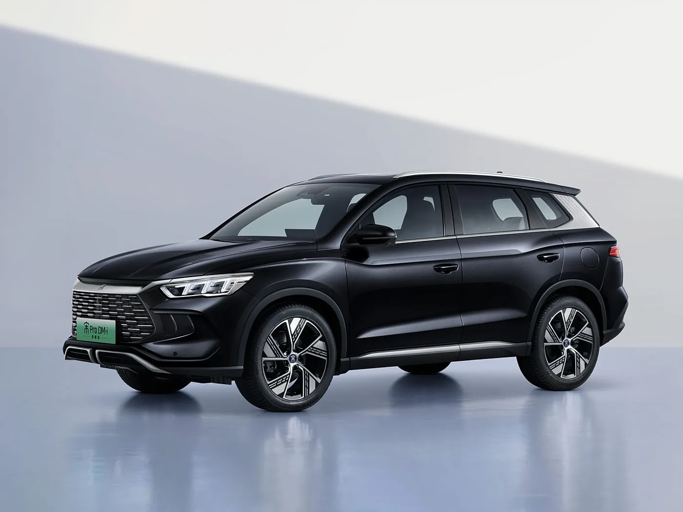 BYD Song Pro DM-i רכב שטח קומפקטי PHEV עם רכב היברידי NEW ENERGY לטווח ארוך