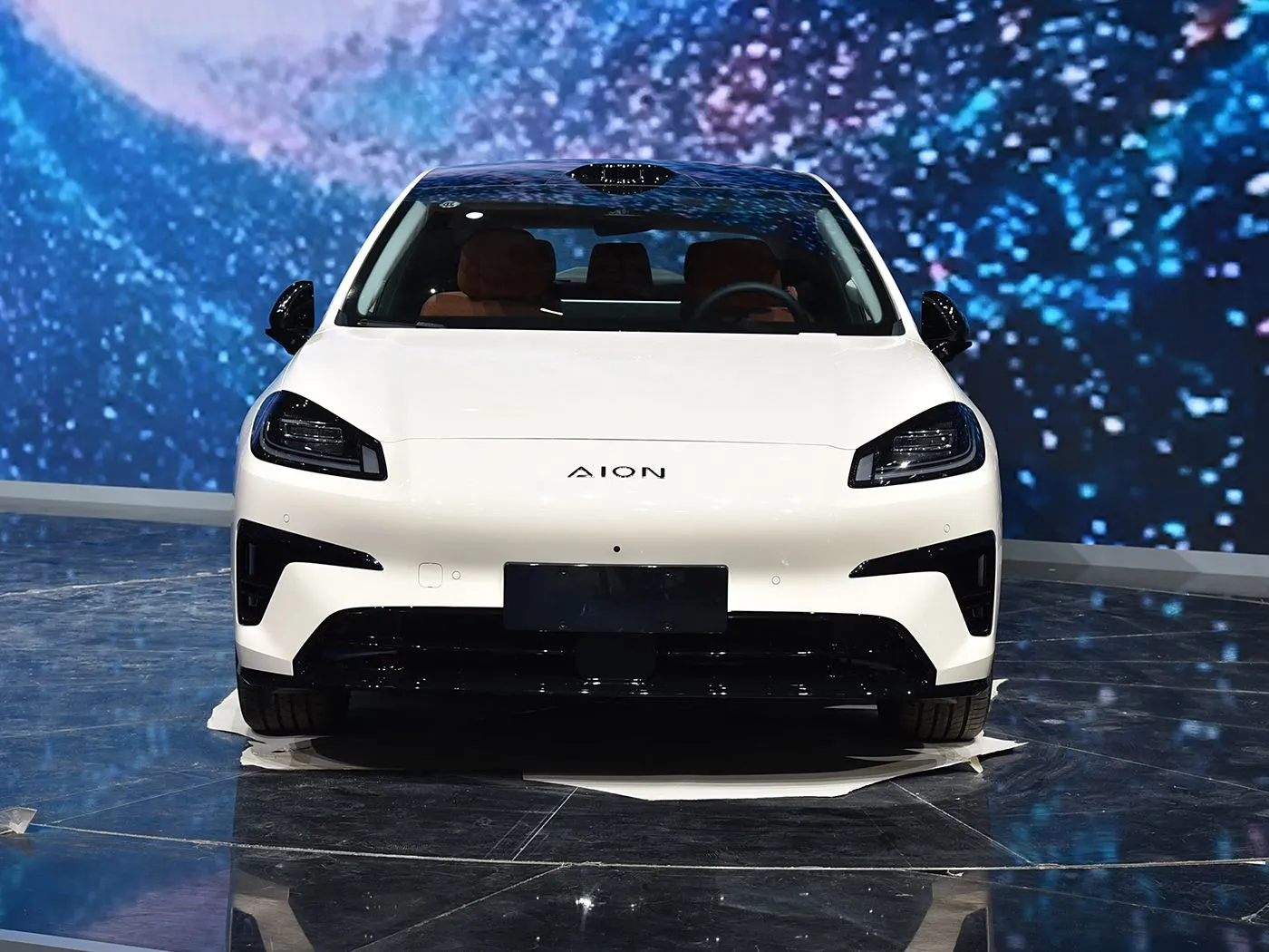 AION RT SUV חשמלי עם הנעה שמאלית במהירות גבוהה EV תיבת הילוכים אוטומטית היברידית מיני ברמה סדאן רכב אנרגיה חדש למבוגרים