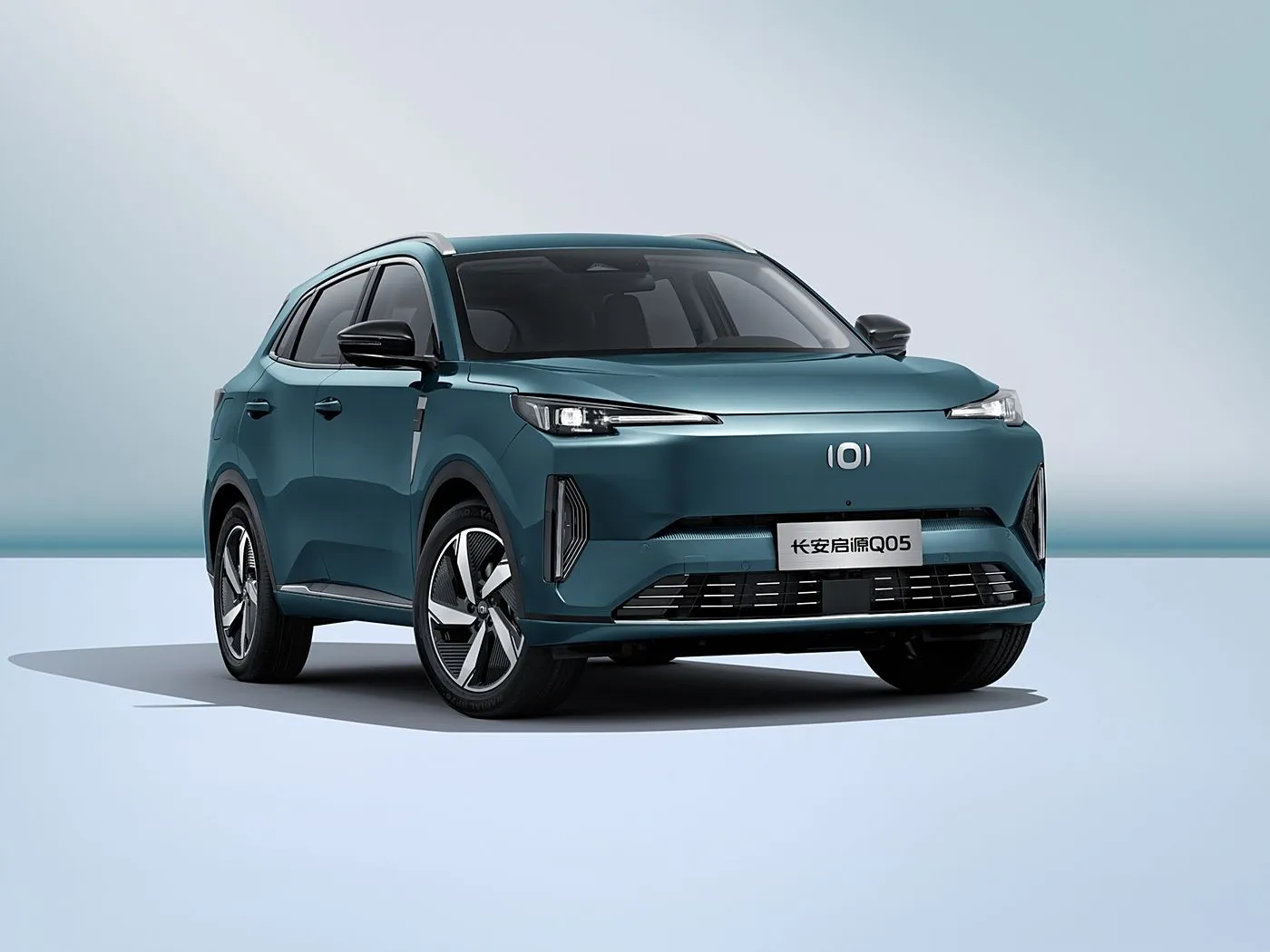 Changan NEVO Q05 רכב שטח חשמלי היברידי ארוך טווח תיבת הילוכים אוטומטית 5 דלתות 5 מושבים עור פנים שמאל