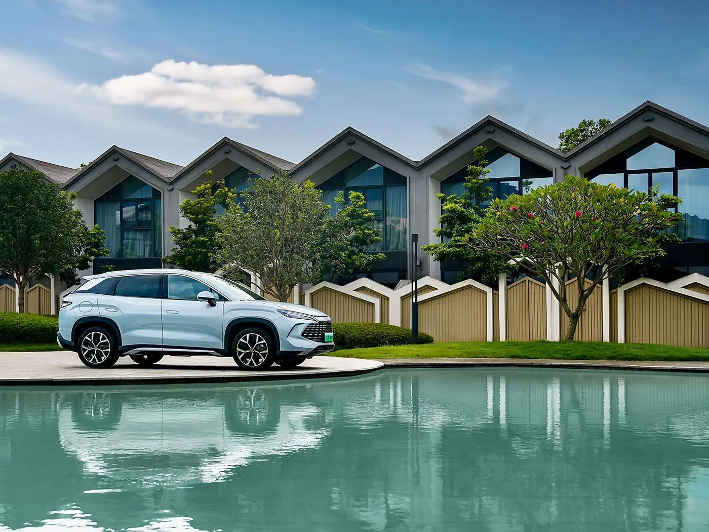 BYD Song L DM-i קומפקטי PHEV SUV ארוך טווח, רכב אנרגיה חדש במהירות גבוהה DiPilot 2.0 מושבים מחוממים מצלמה פנורמית 360°