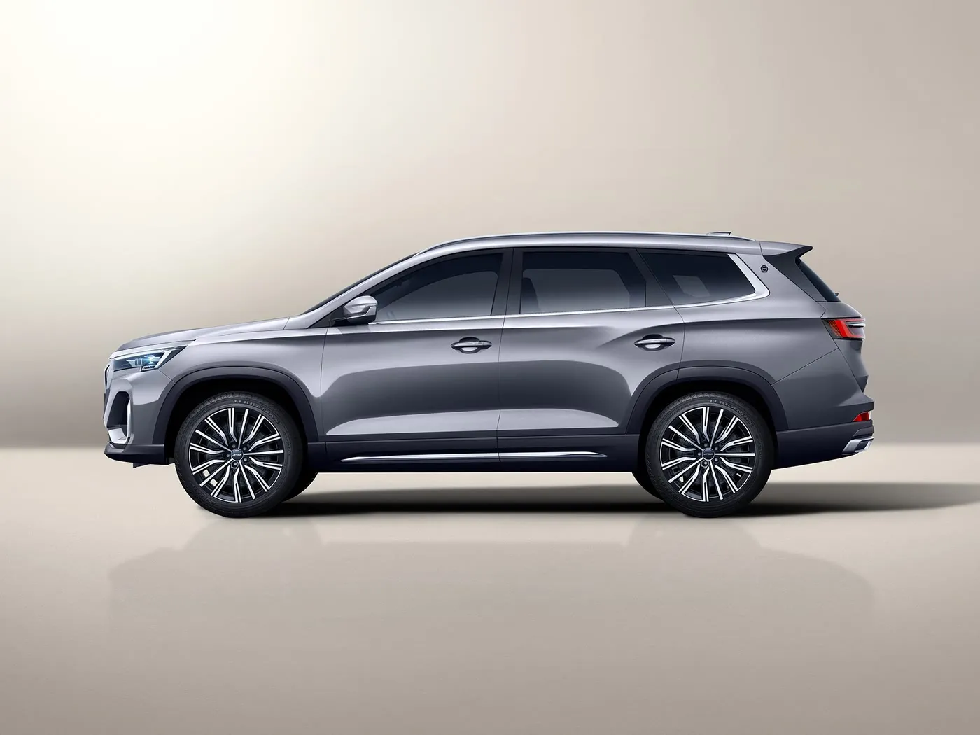 חדש לגמרי Chery Jetour X90 PLUS SUV הנעה אוטומטית Euro VI סגסוגת מדף גג מושבי עור