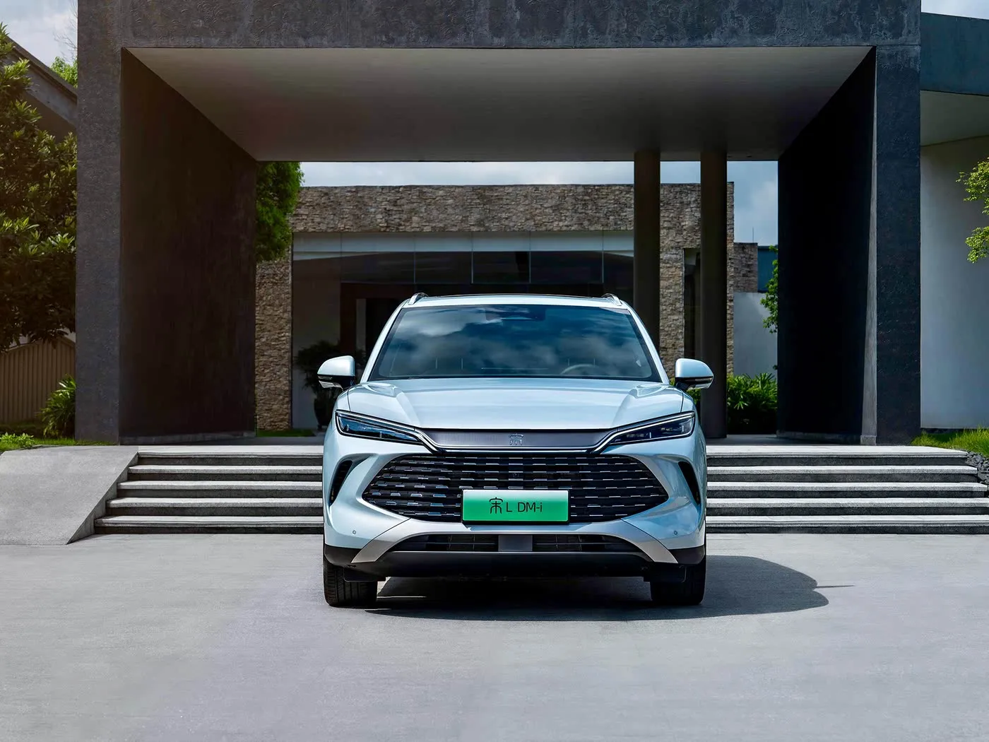 BYD Song L DM-i קומפקטי PHEV SUV ארוך טווח, רכב אנרגיה חדש במהירות גבוהה DiPilot 2.0 מושבים מחוממים מצלמה פנורמית 360°