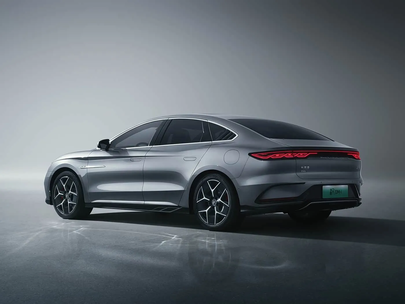 BYD Han EV/DM-i סדאן יוקרה מחשמלת עם כוח כפול מנוע וטכנולוגיה מתקדמת NEW ENERGE